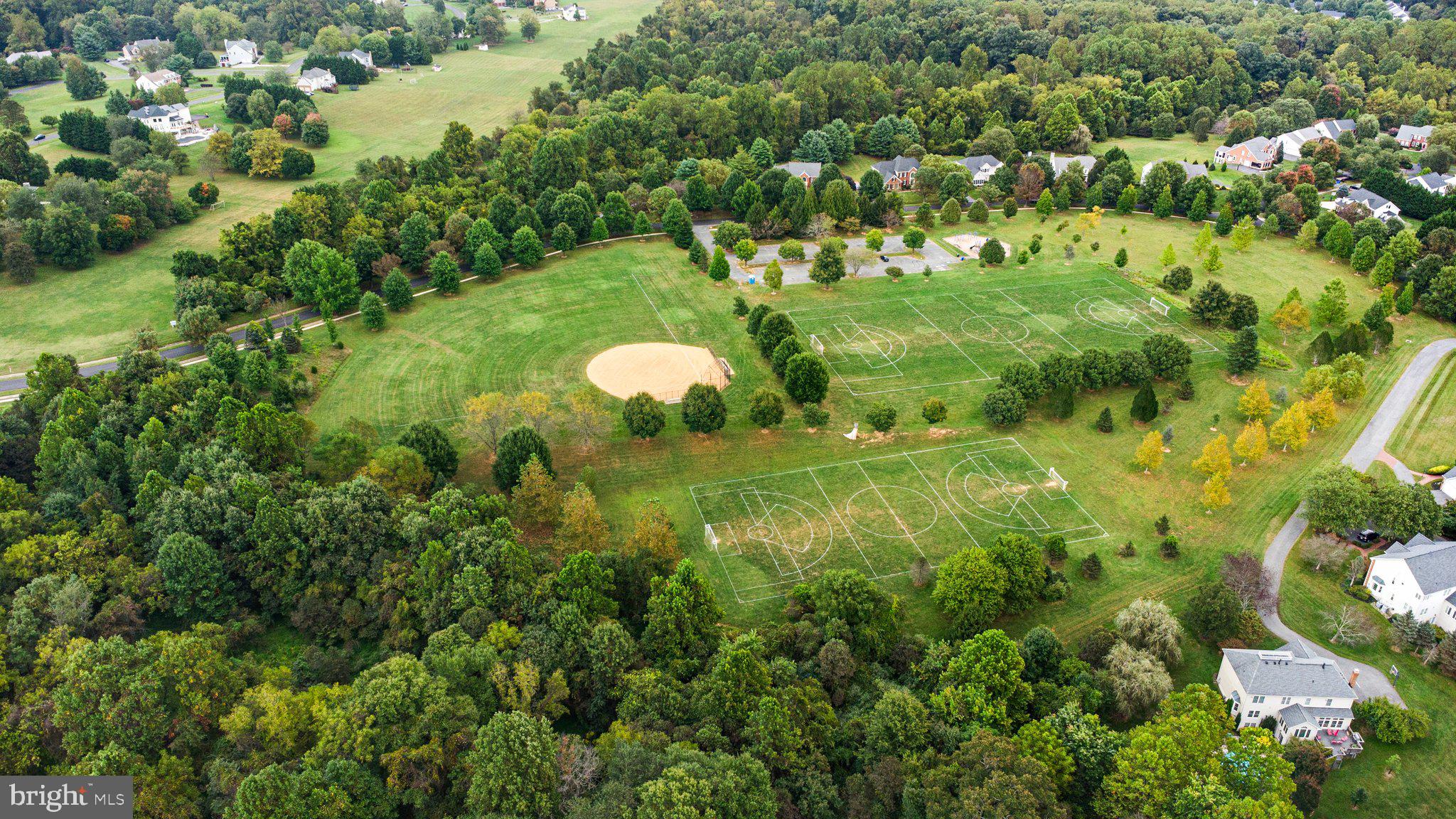 2406 Saint Albert Ter