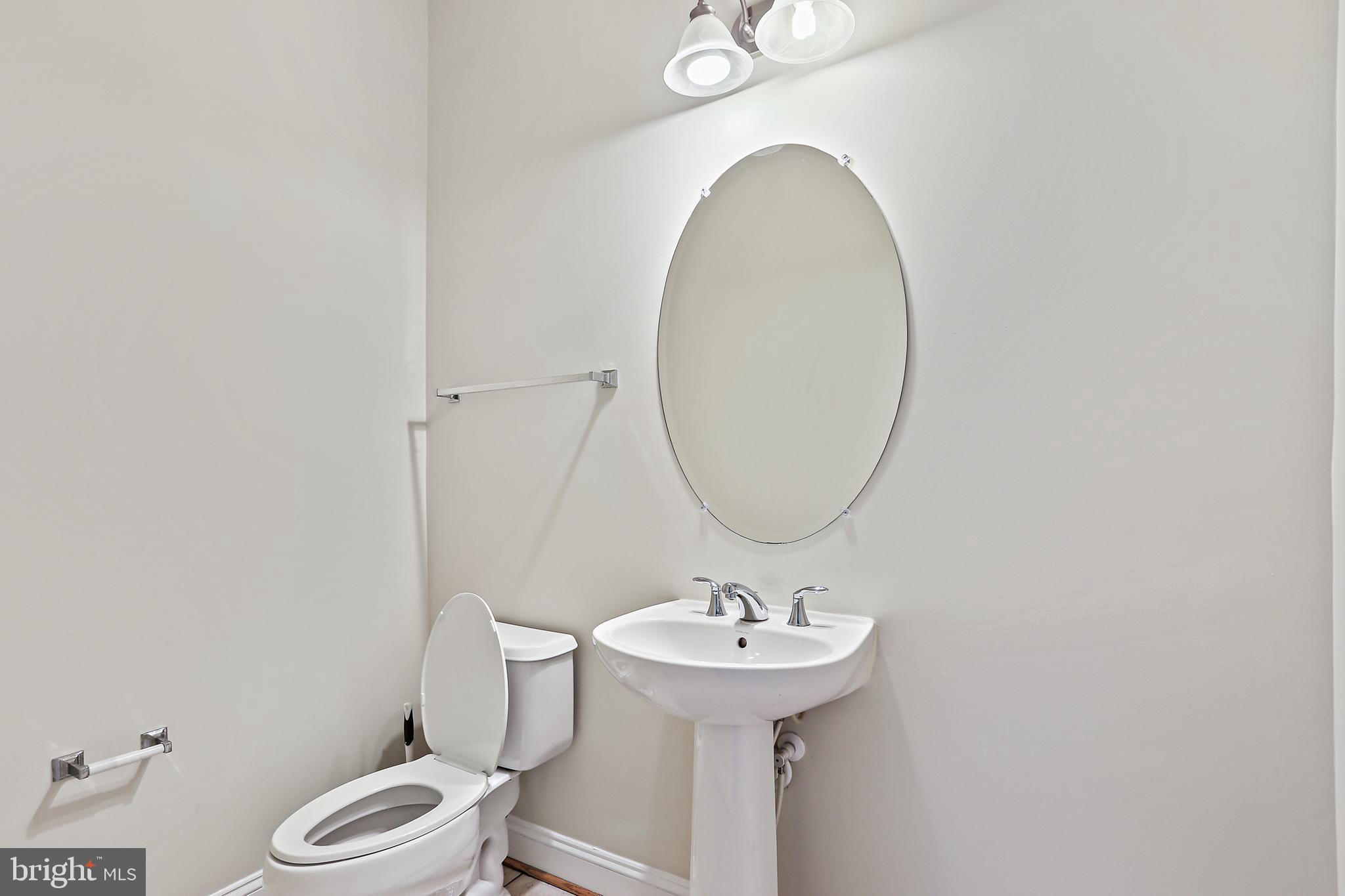 14800 Potomac Corner Ln