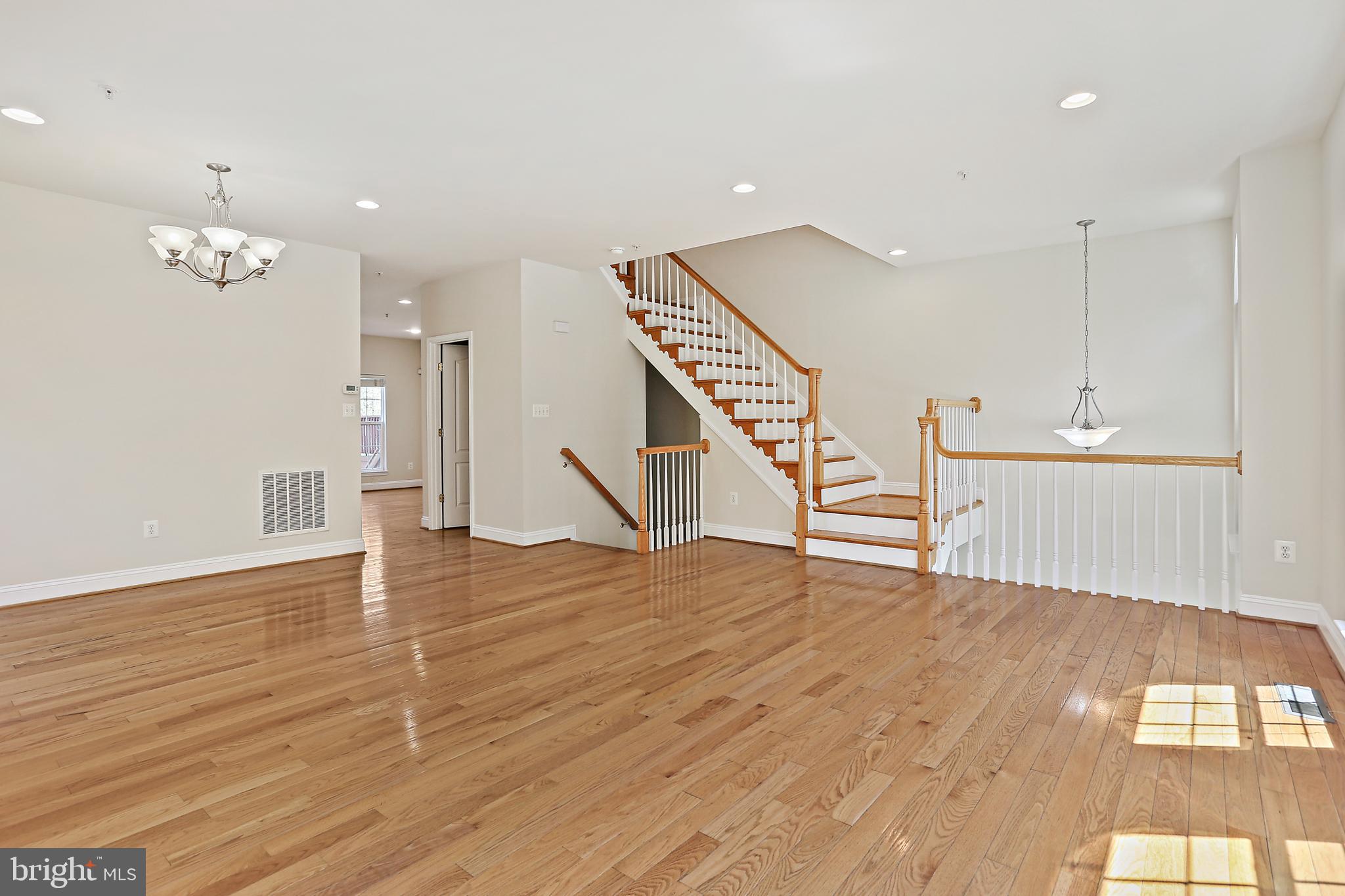 14800 Potomac Corner Ln