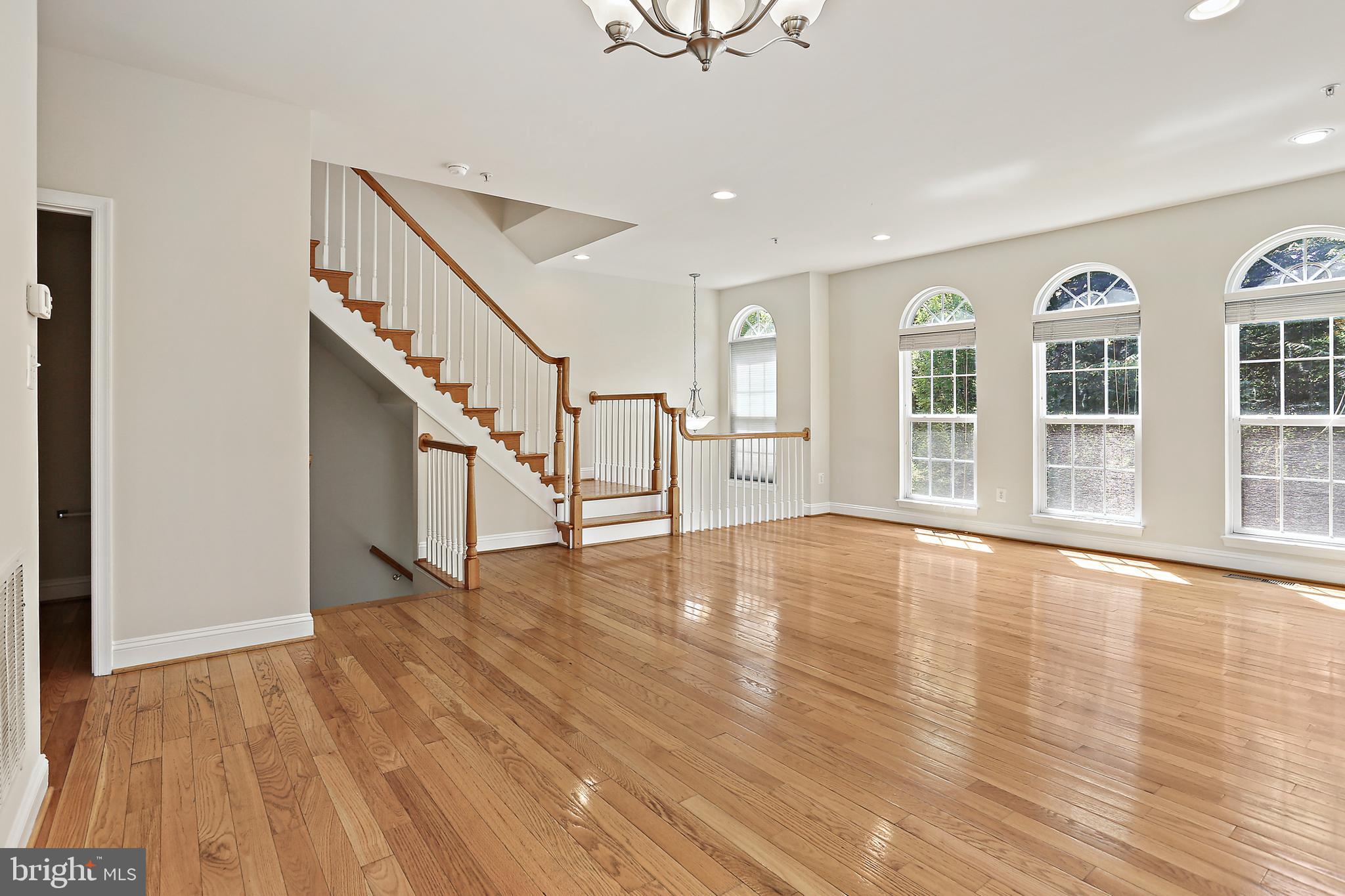 14800 Potomac Corner Ln