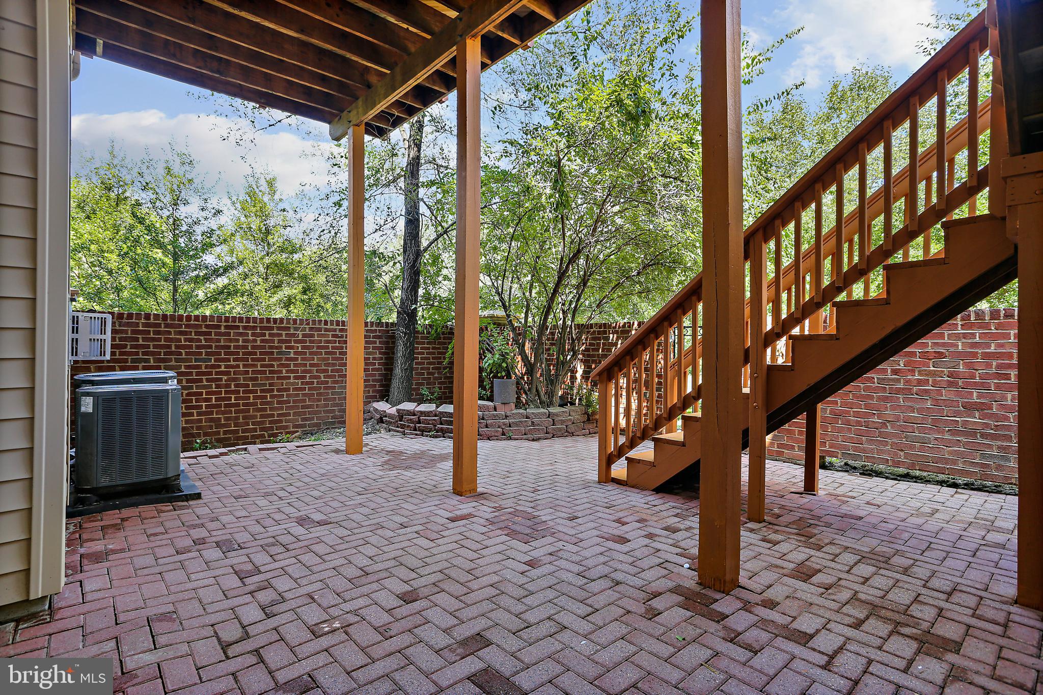 14800 Potomac Corner Ln