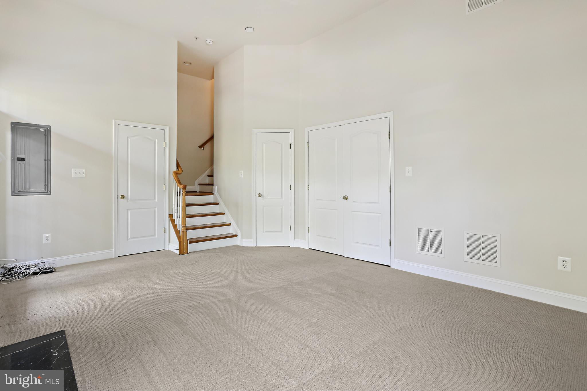 14800 Potomac Corner Ln