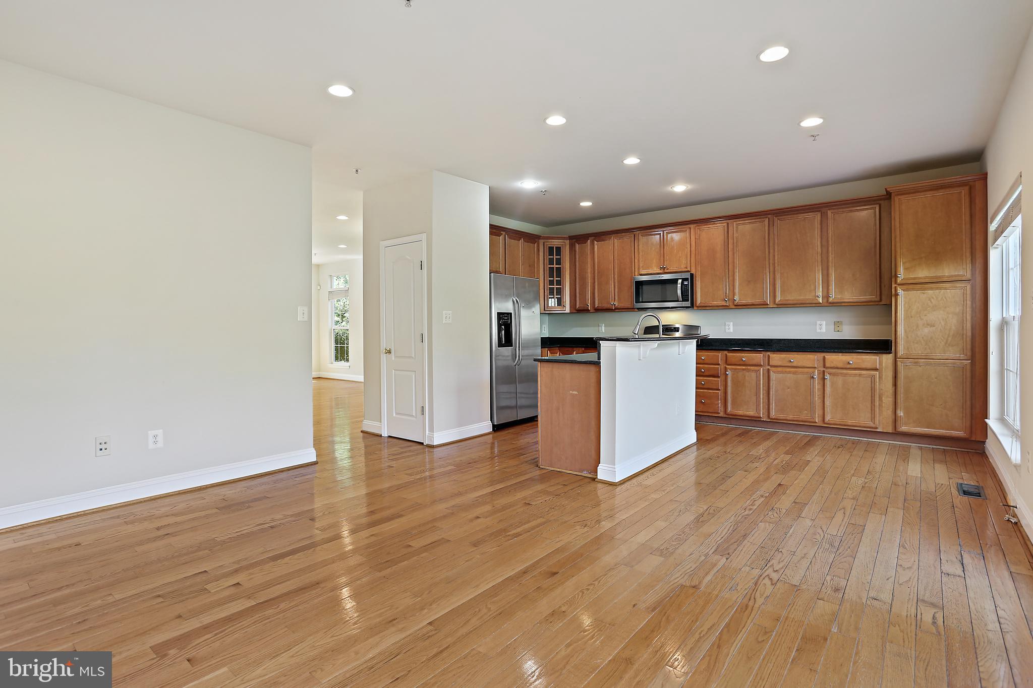 14800 Potomac Corner Ln