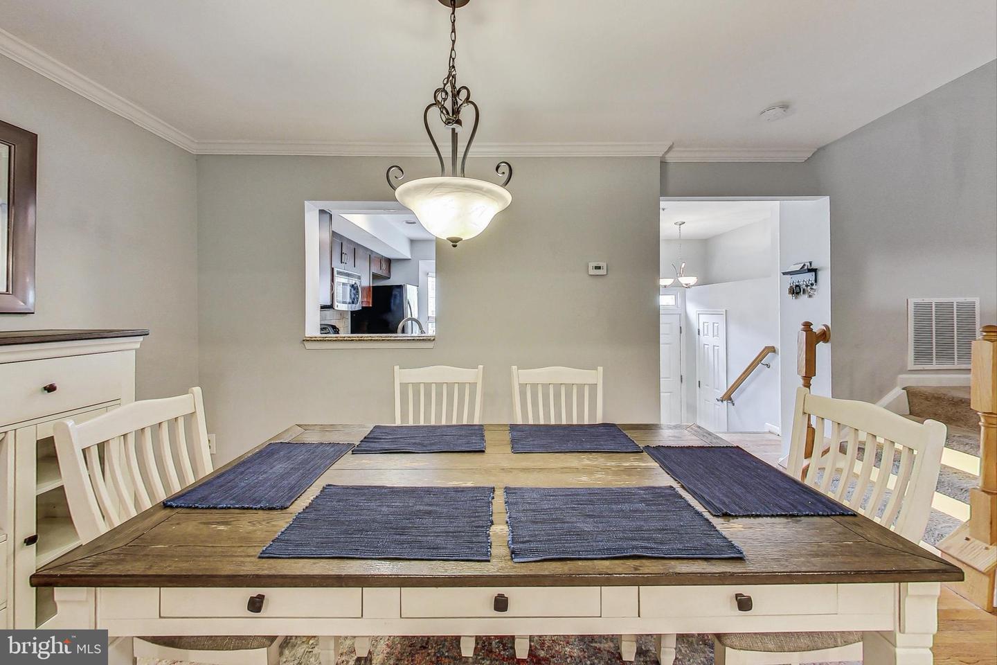 18605 Clovercrest Cir