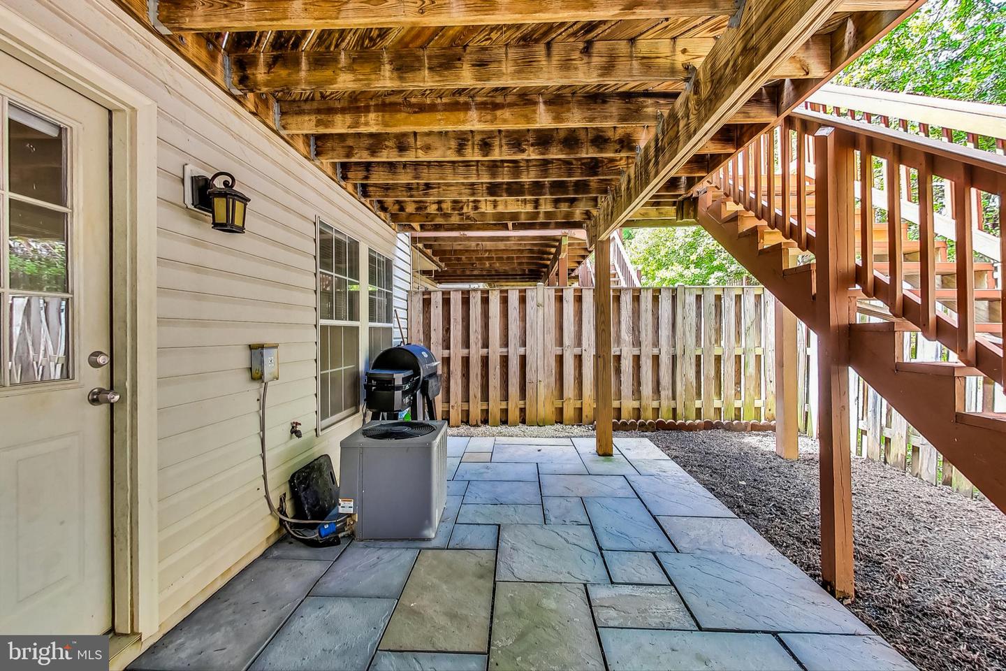 18605 Clovercrest Cir