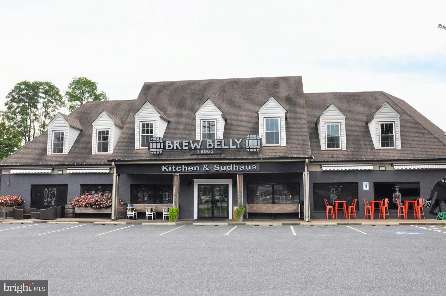 18605 Clovercrest Cir