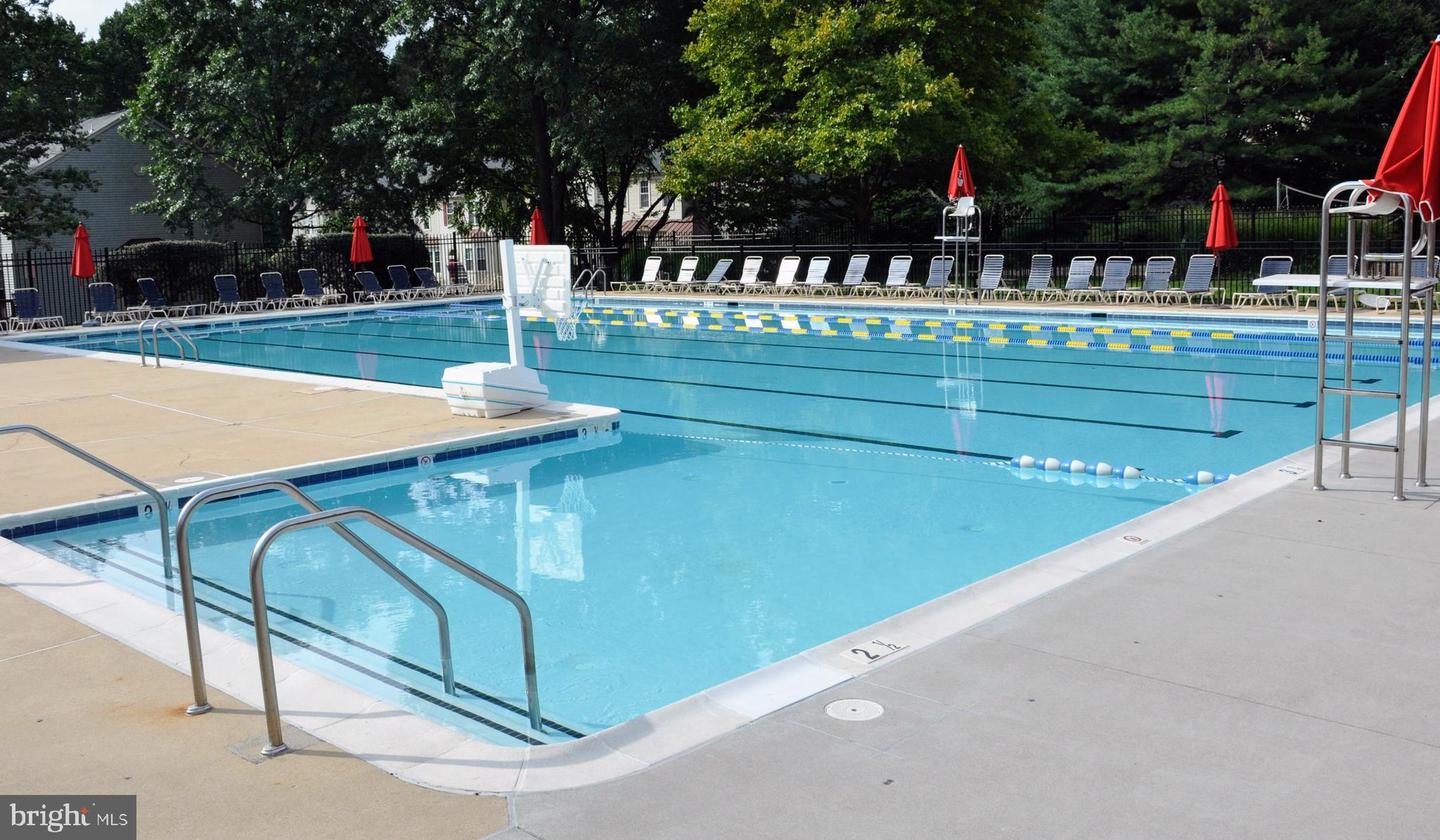 18605 Clovercrest Cir