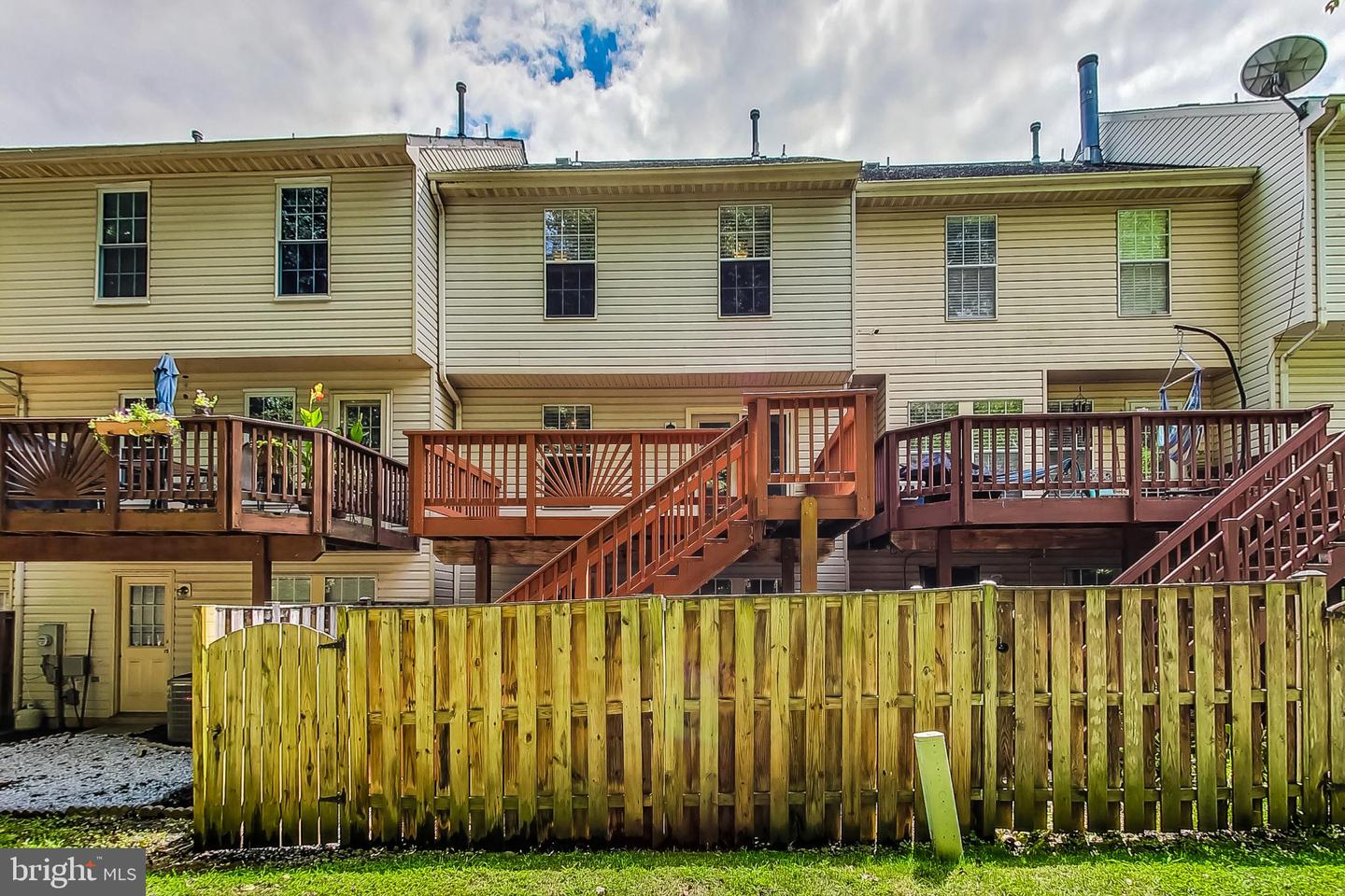 18605 Clovercrest Cir