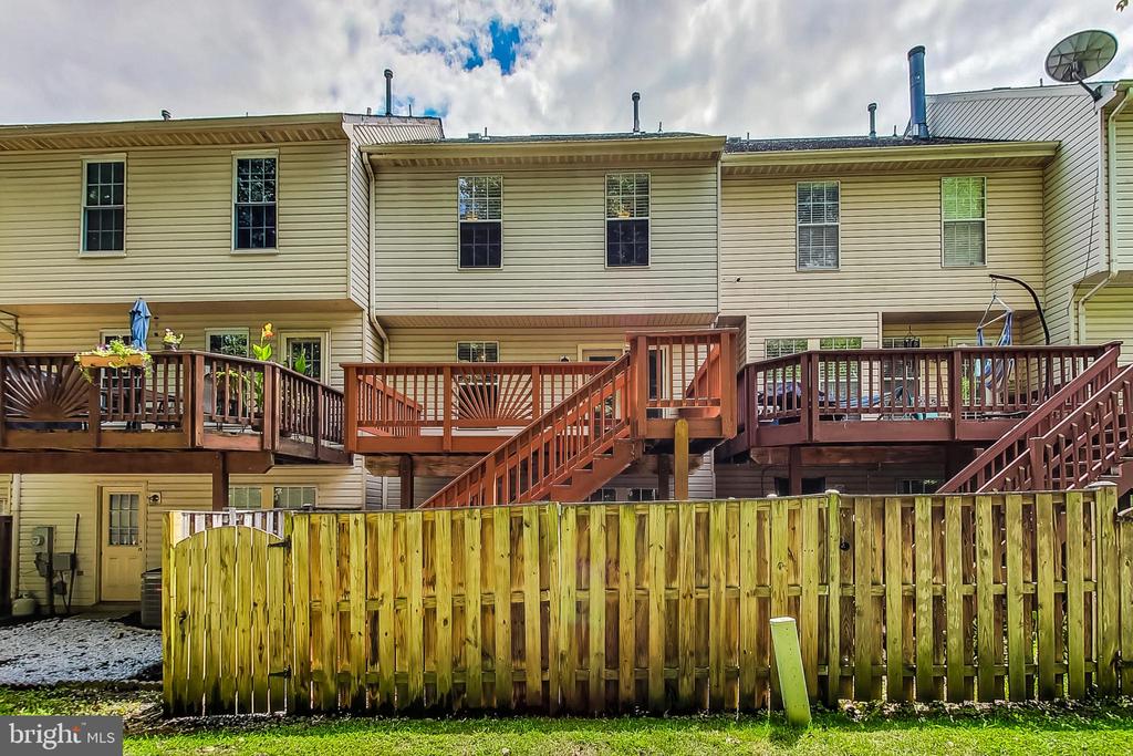 18605 Clovercrest Cir