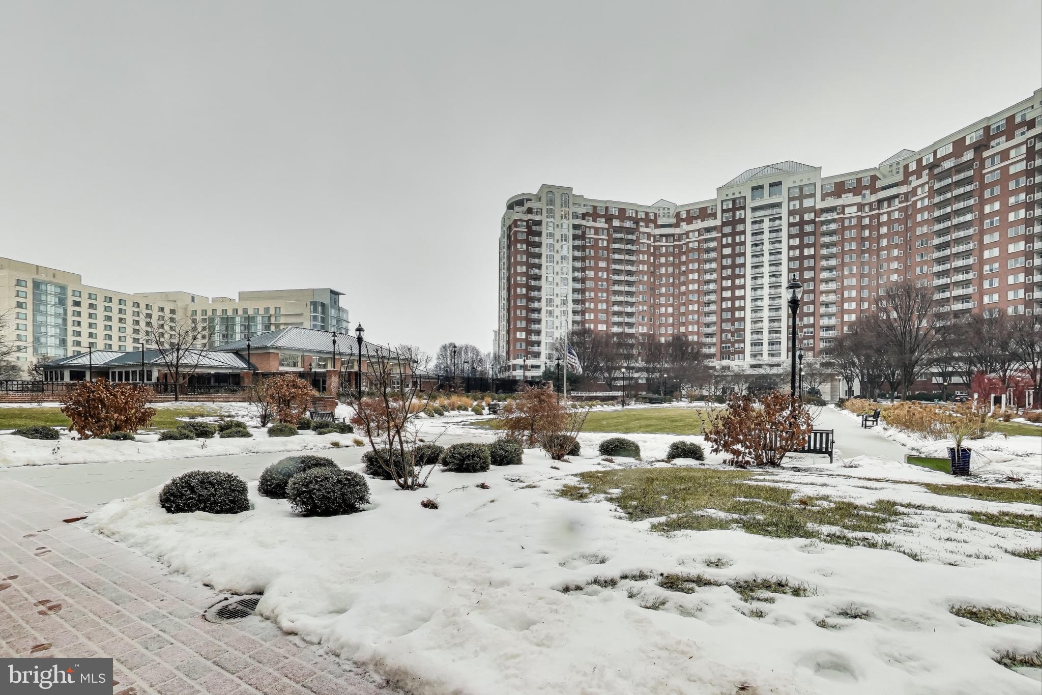 5809 Nicholson Ln #1205