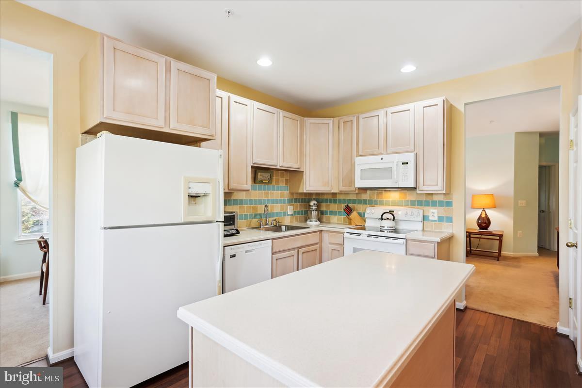 500 King Farm Blvd #202