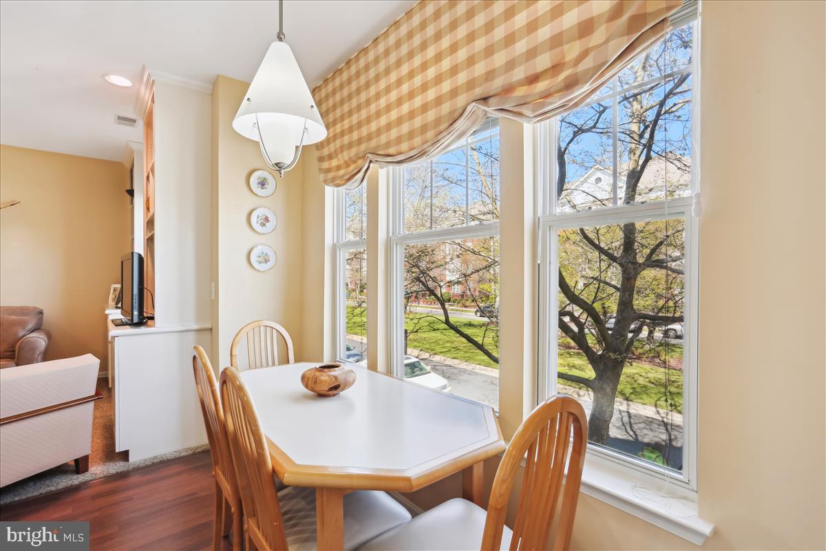 500 King Farm Blvd #202