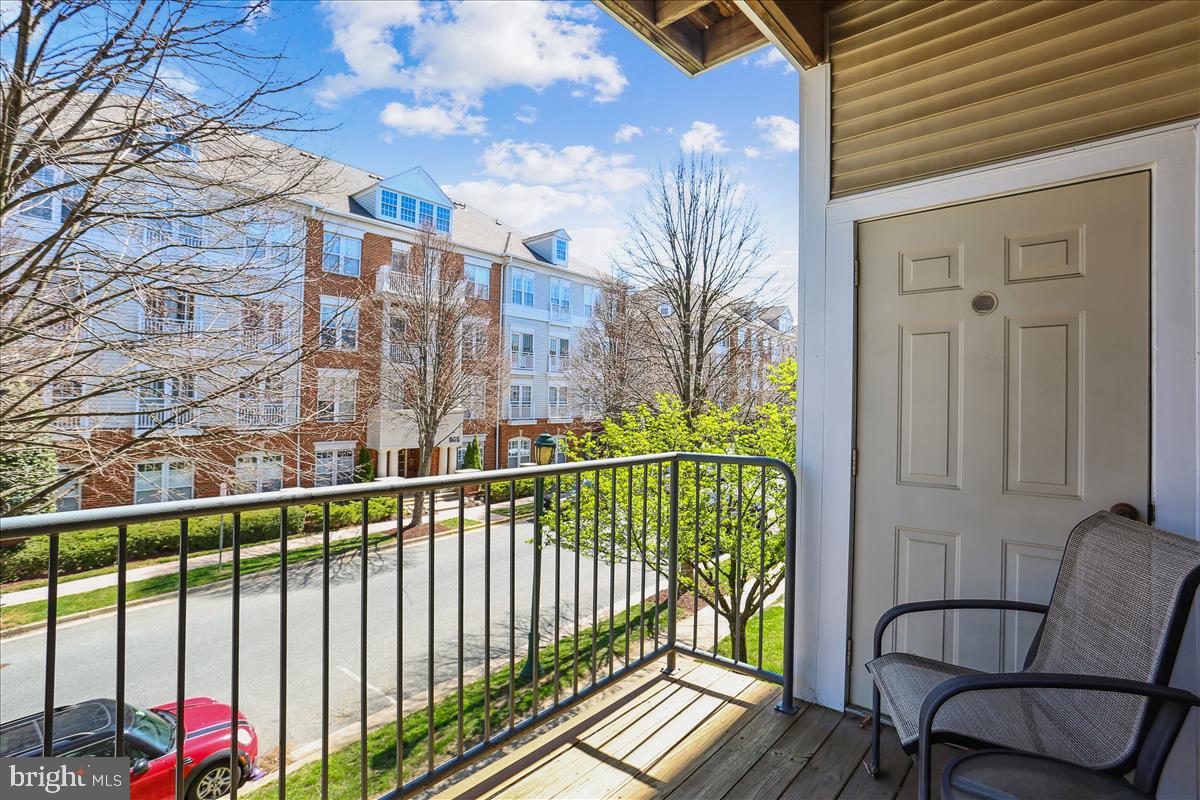 500 King Farm Blvd #202