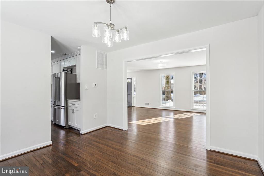 4 Hawthorn Ct