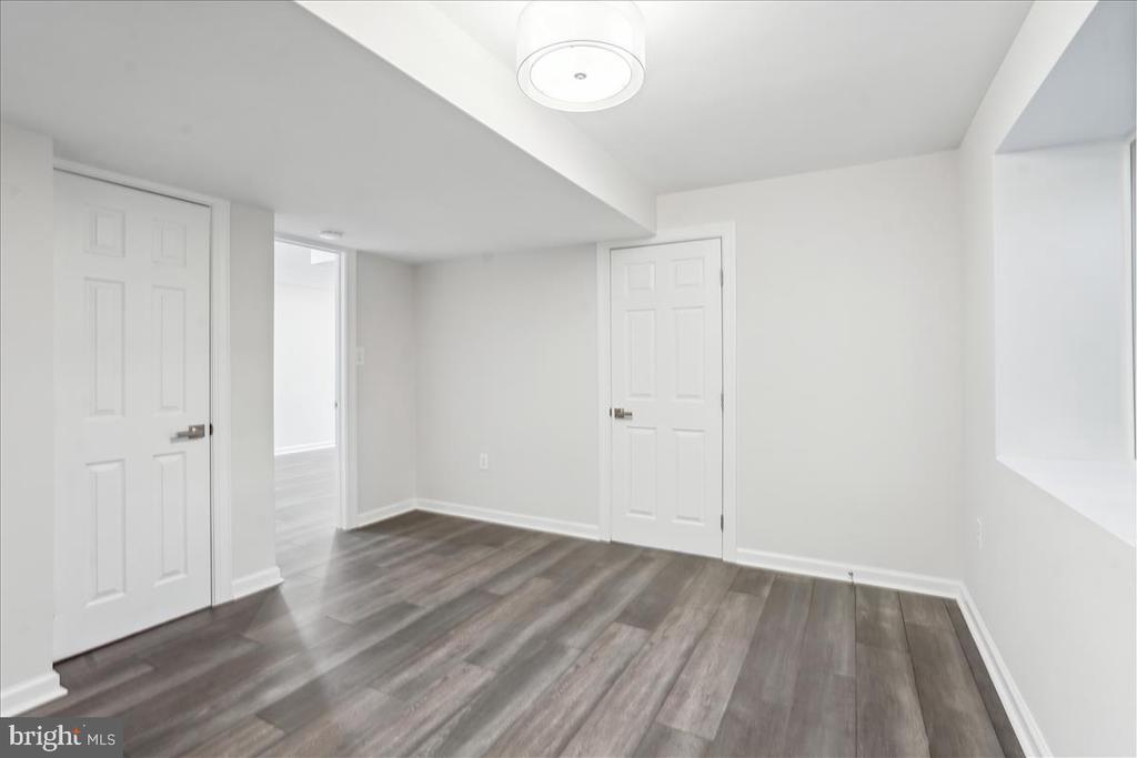 4 Hawthorn Ct