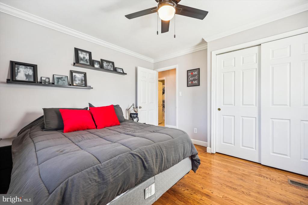13907 Marianna Dr