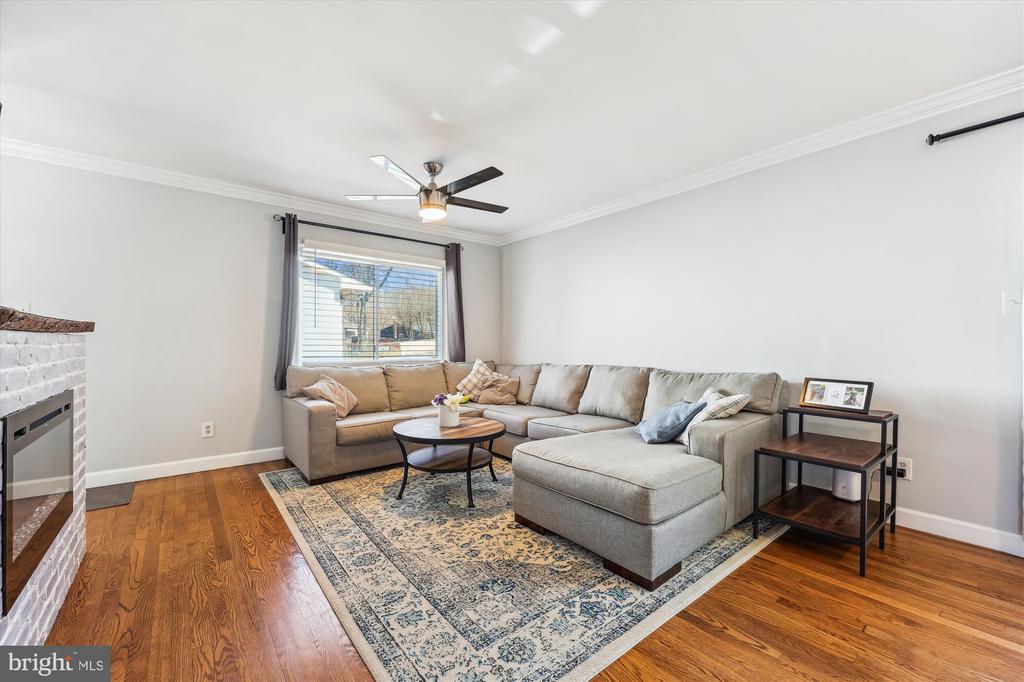 13907 Marianna Dr