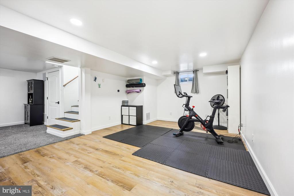 13907 Marianna Dr
