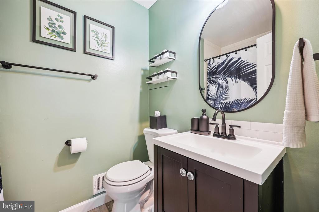 13907 Marianna Dr