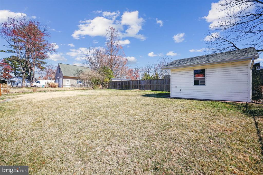 13907 Marianna Dr