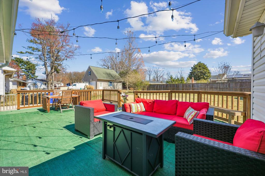 13907 Marianna Dr