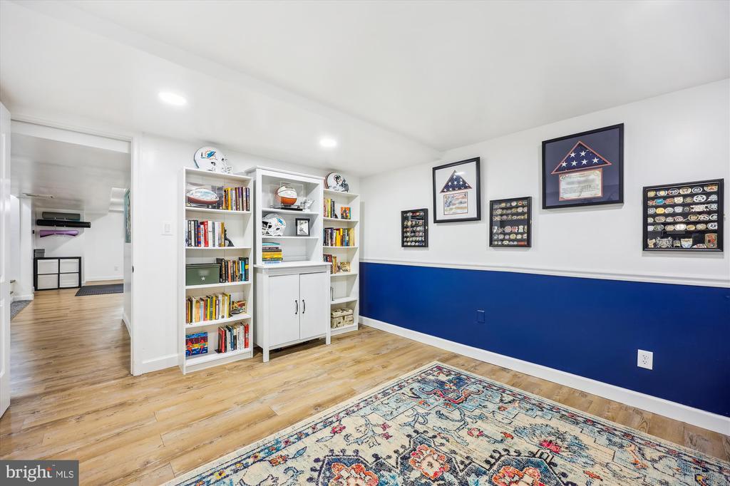 13907 Marianna Dr