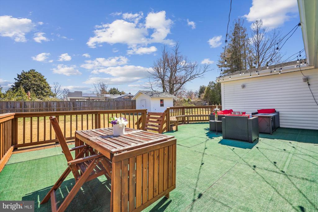 13907 Marianna Dr
