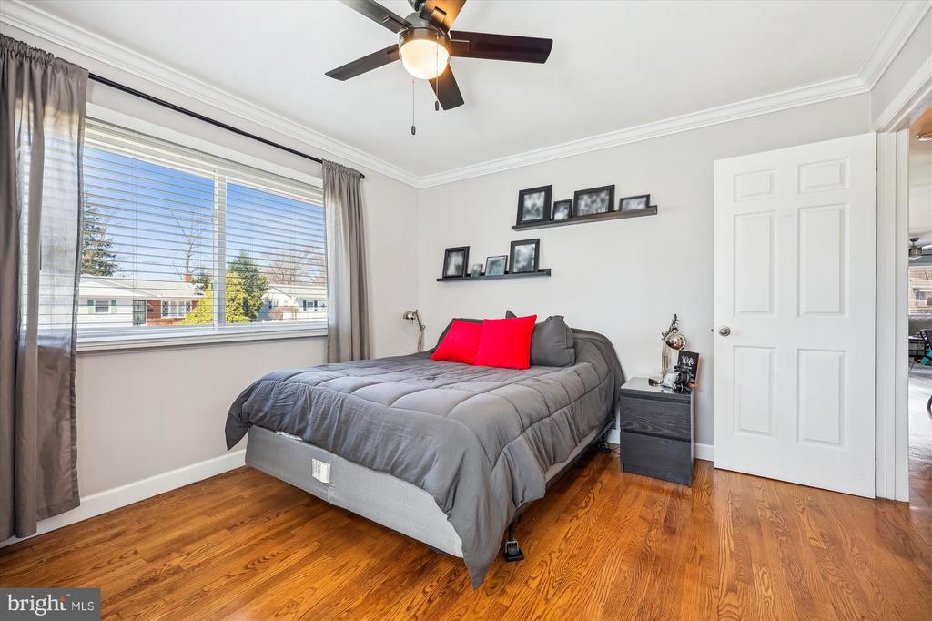 13907 Marianna Dr