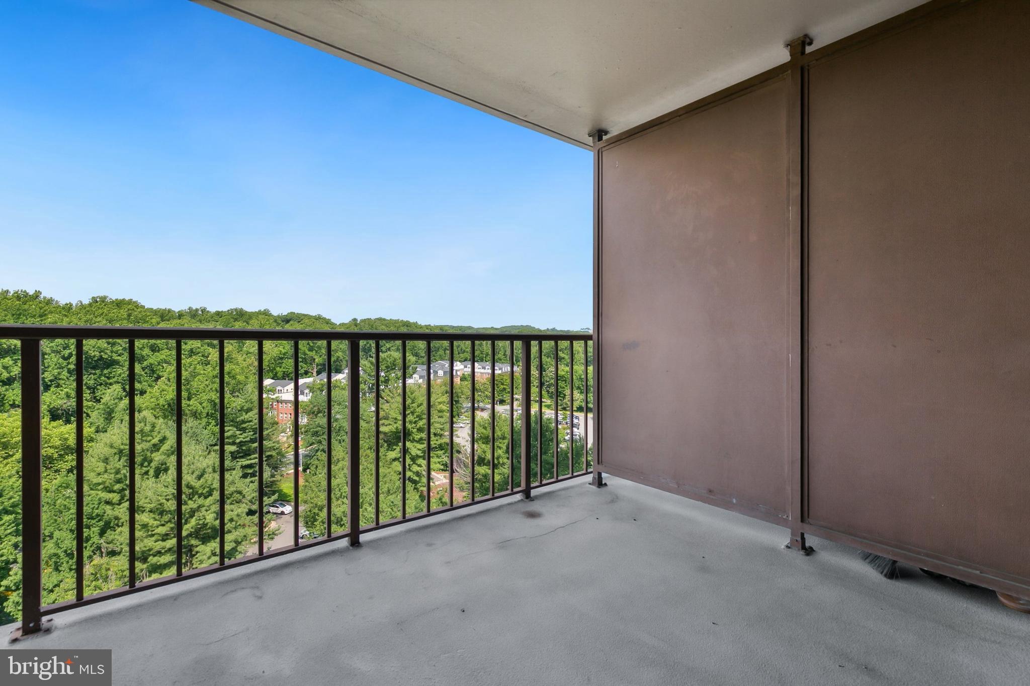 10101 Grosvenor Pl #1302