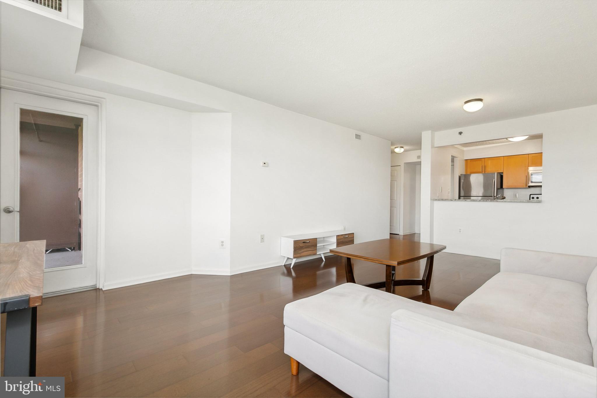 10101 Grosvenor Pl #1302