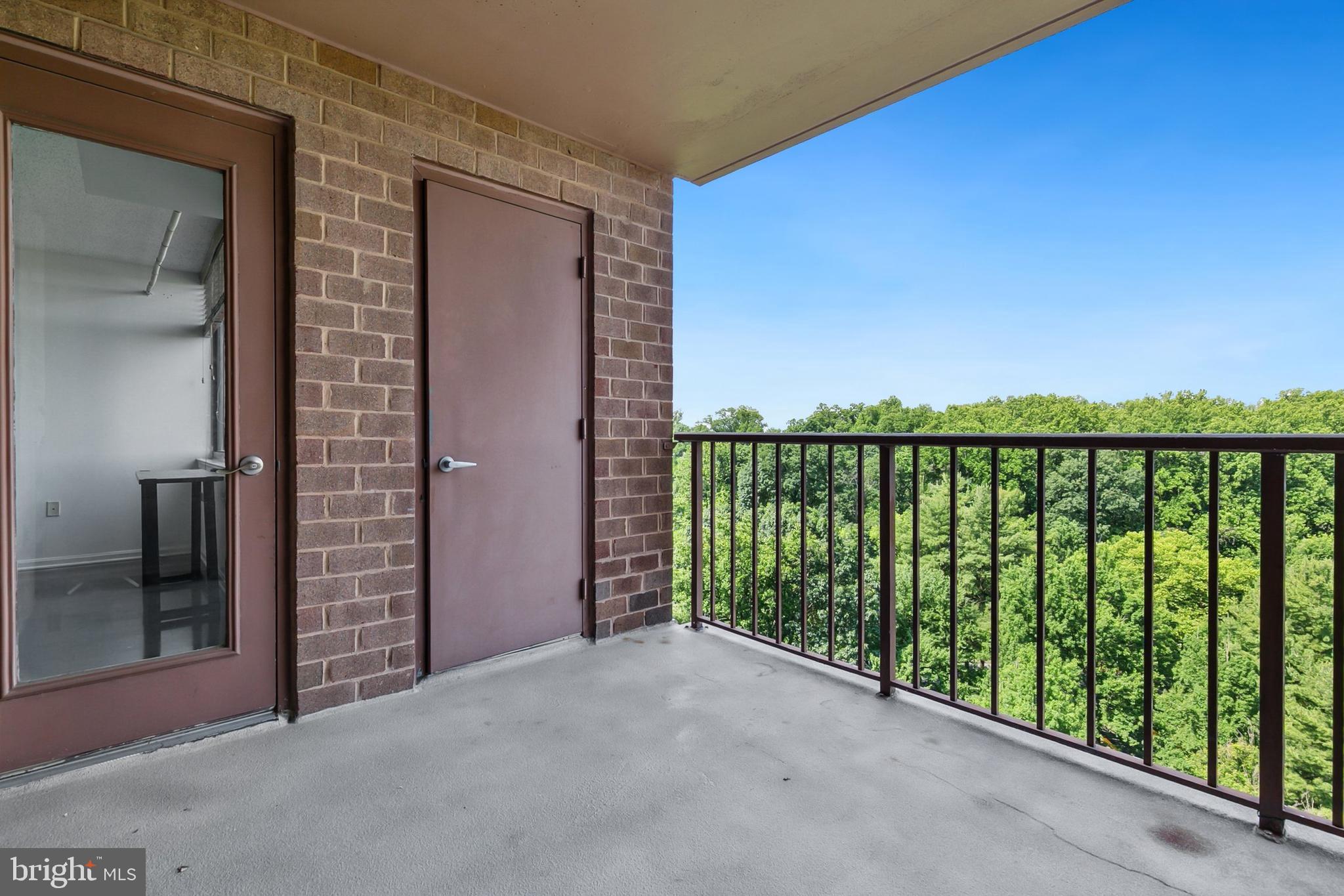 10101 Grosvenor Pl #1302