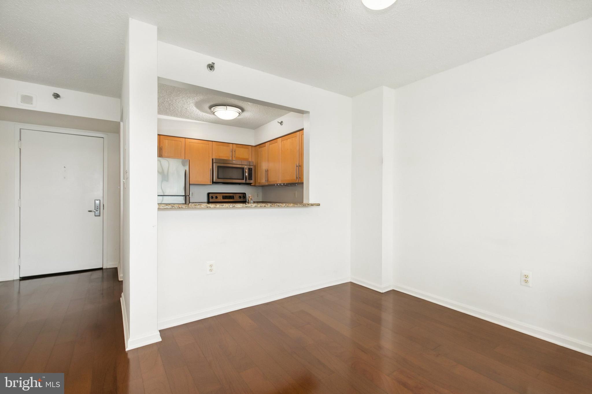 10101 Grosvenor Pl #1302