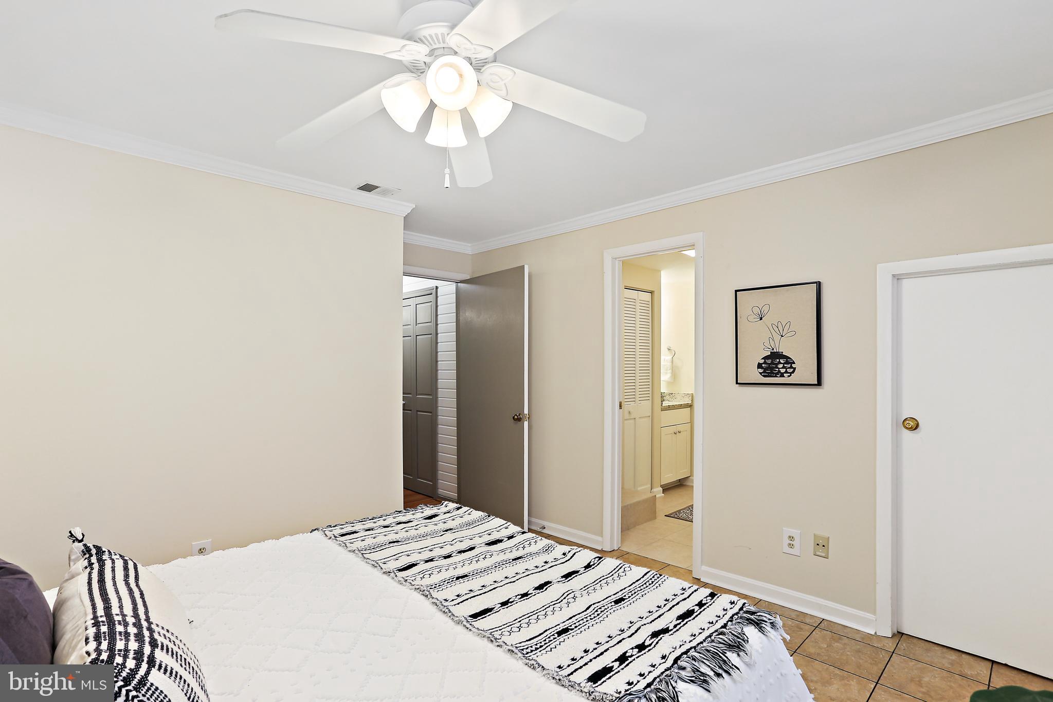 5644 HOGENHILL TERRACE