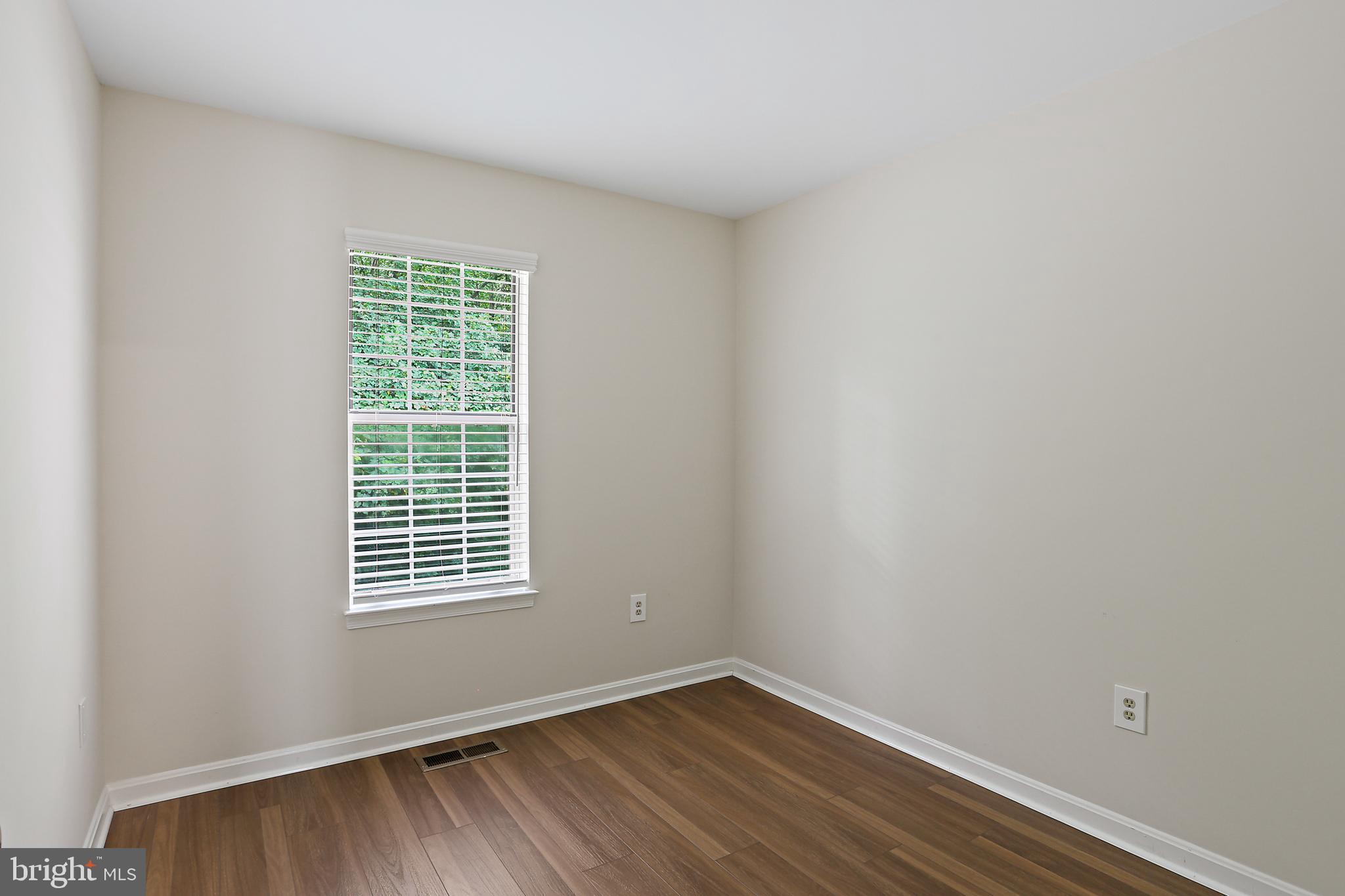 5644 HOGENHILL TERRACE