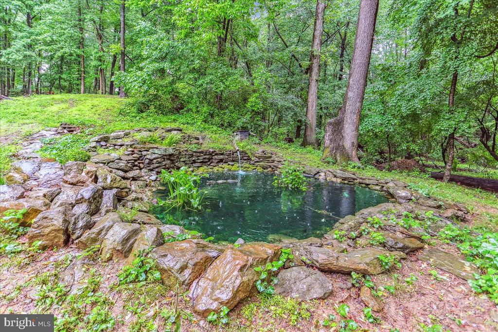 9409 Emory Grove Rd
