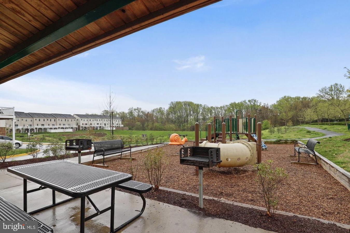 19461 DOVER CLIFFS CIRCLE 19461