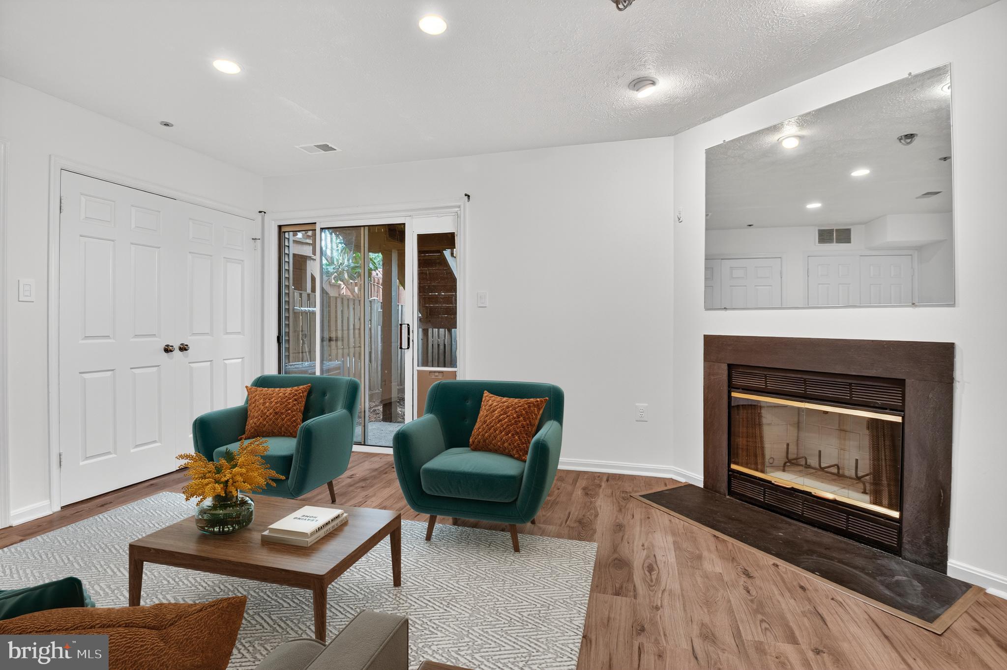 10808 DRAWBRIDGE COURT