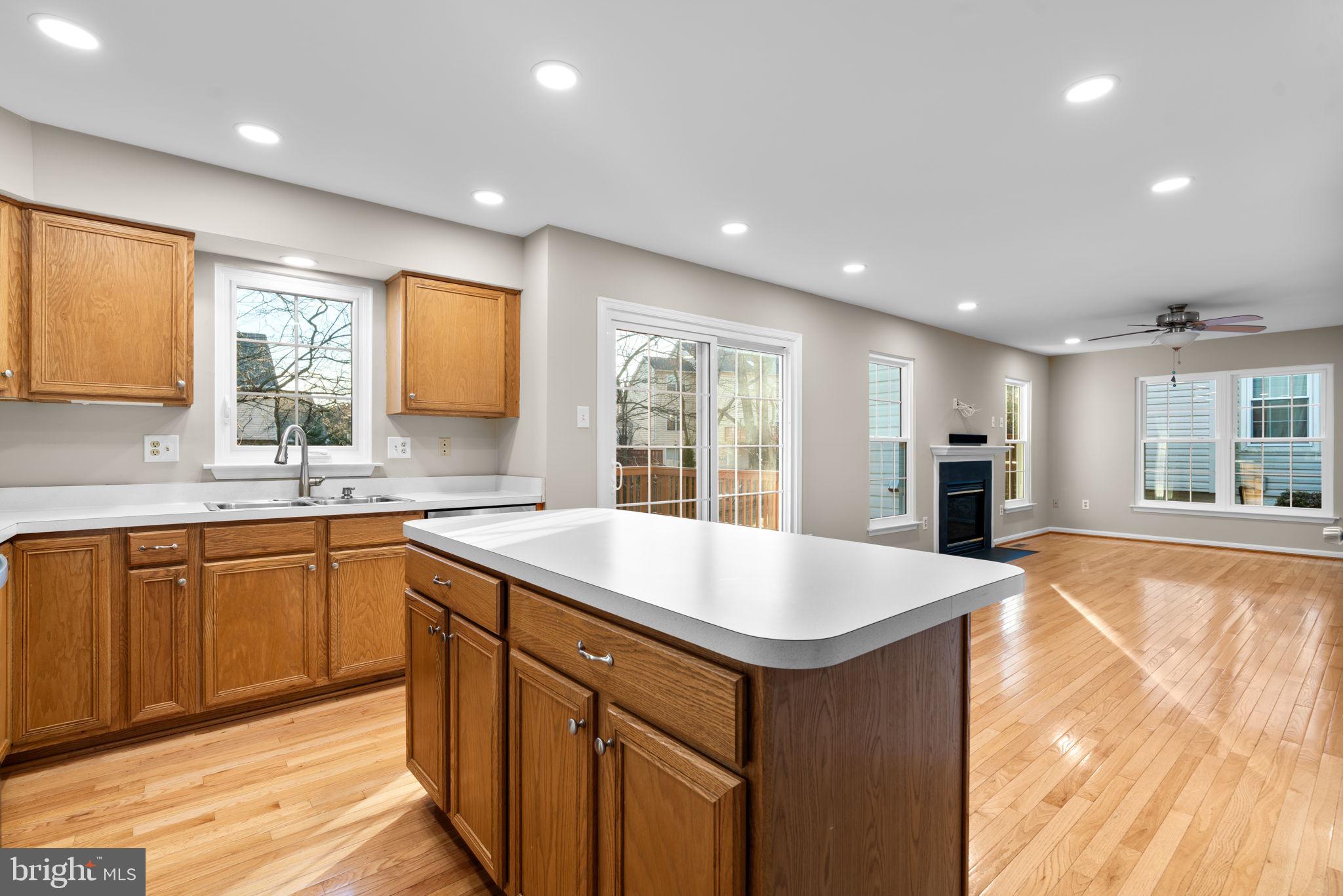 18452 CROWNSGATE CIRCLE