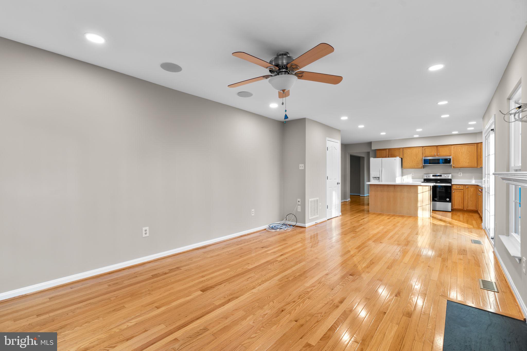 18452 CROWNSGATE CIRCLE