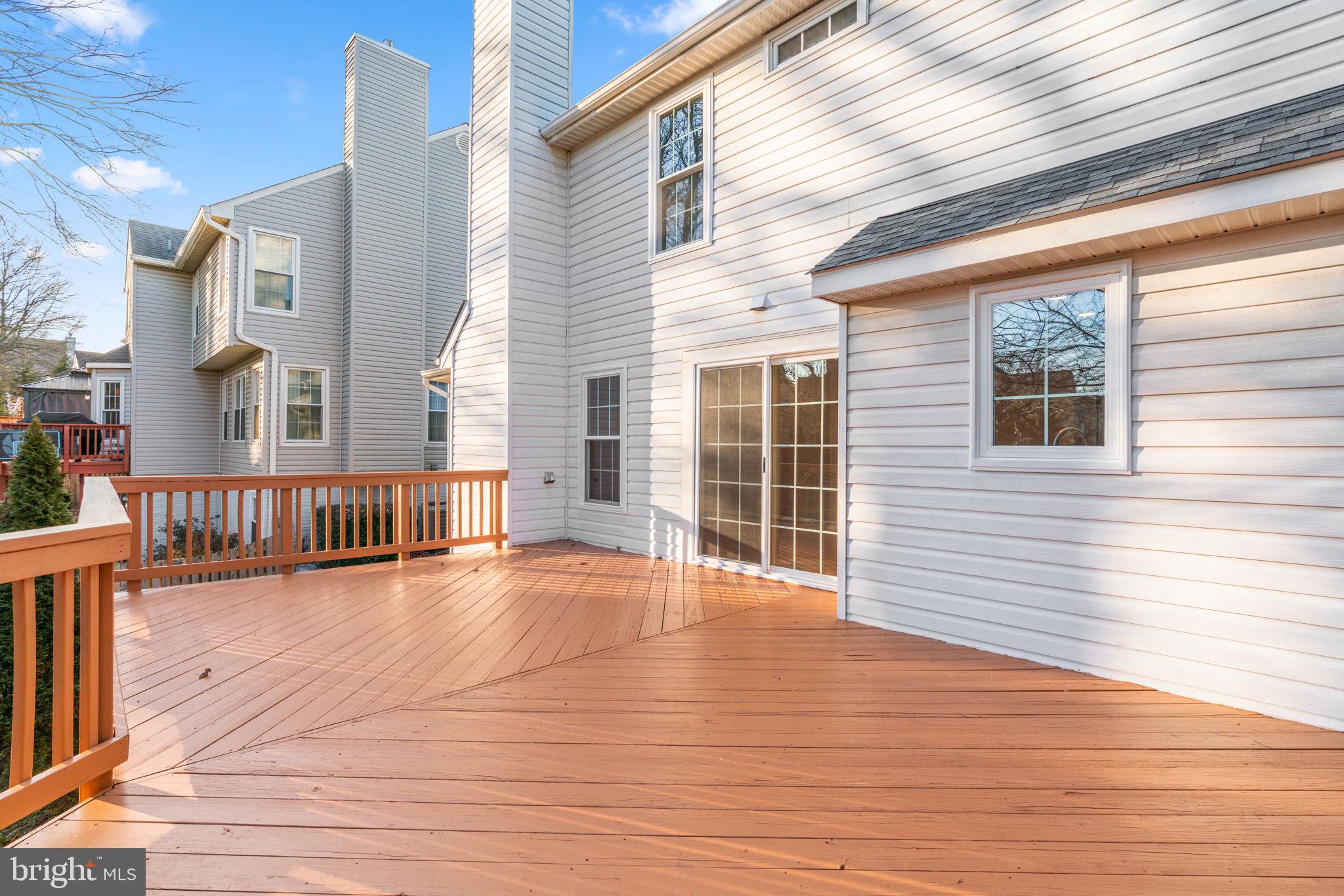 18452 CROWNSGATE CIRCLE