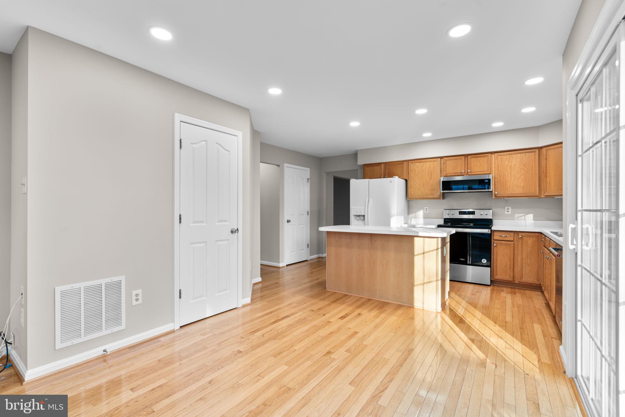 18452 CROWNSGATE CIRCLE