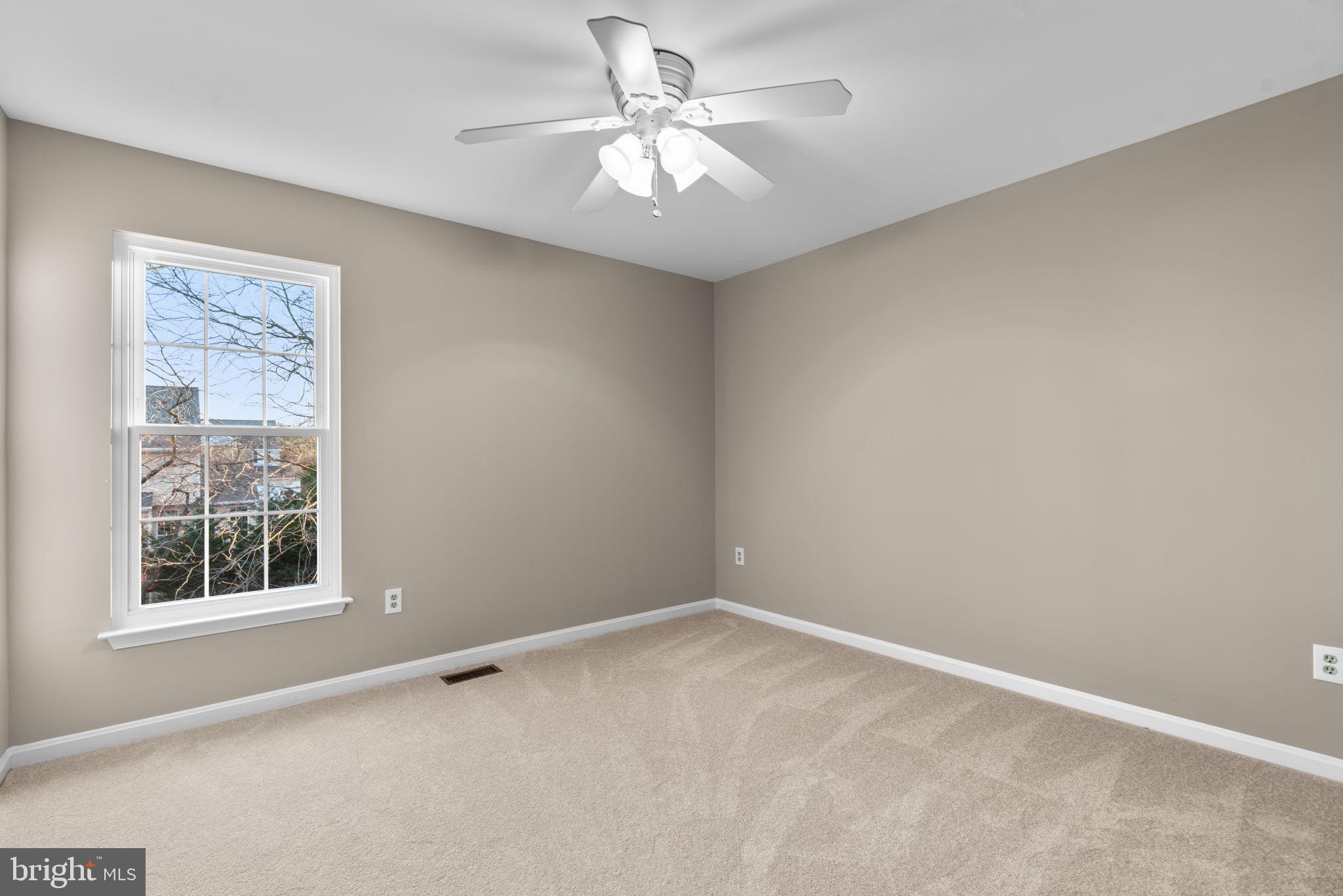 18452 CROWNSGATE CIRCLE