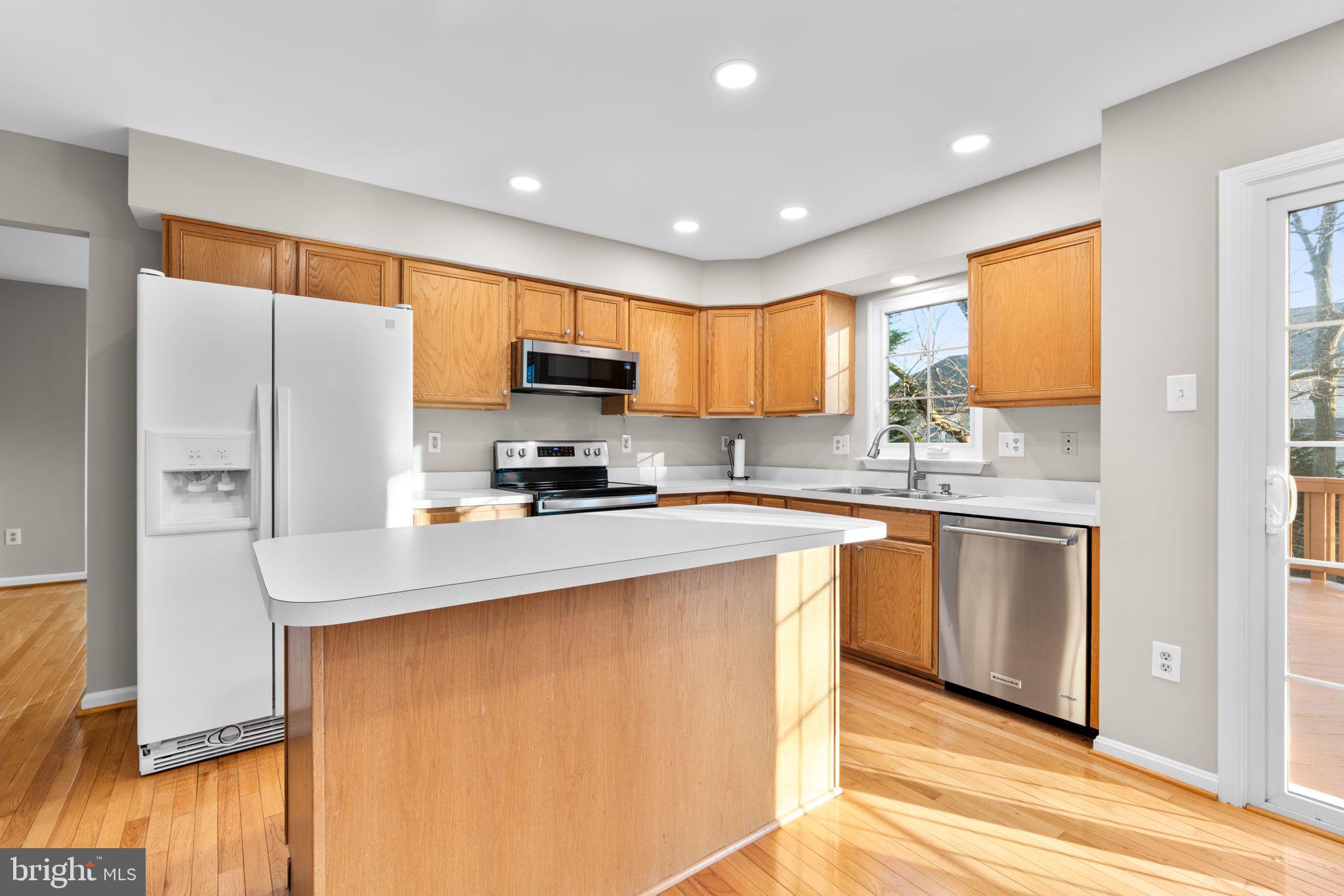 18452 CROWNSGATE CIRCLE