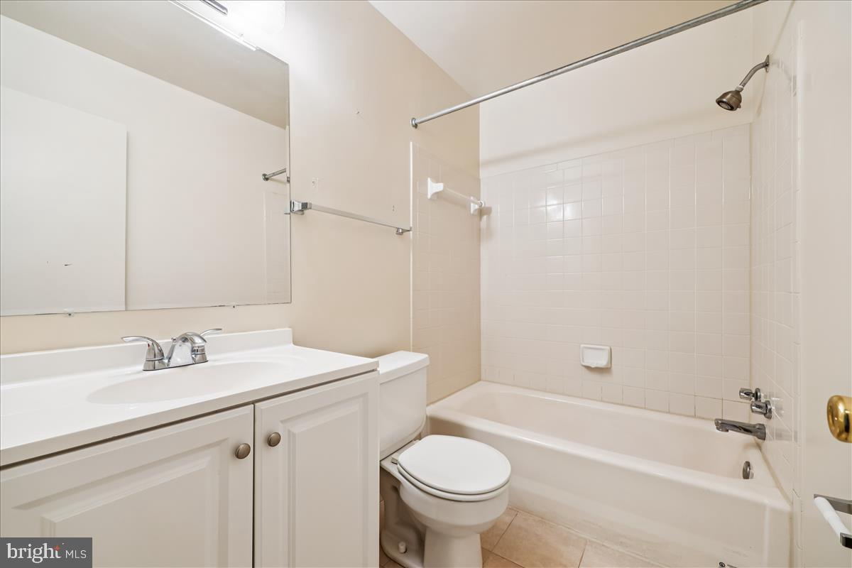 20713 BOUNTYFIELD COURT