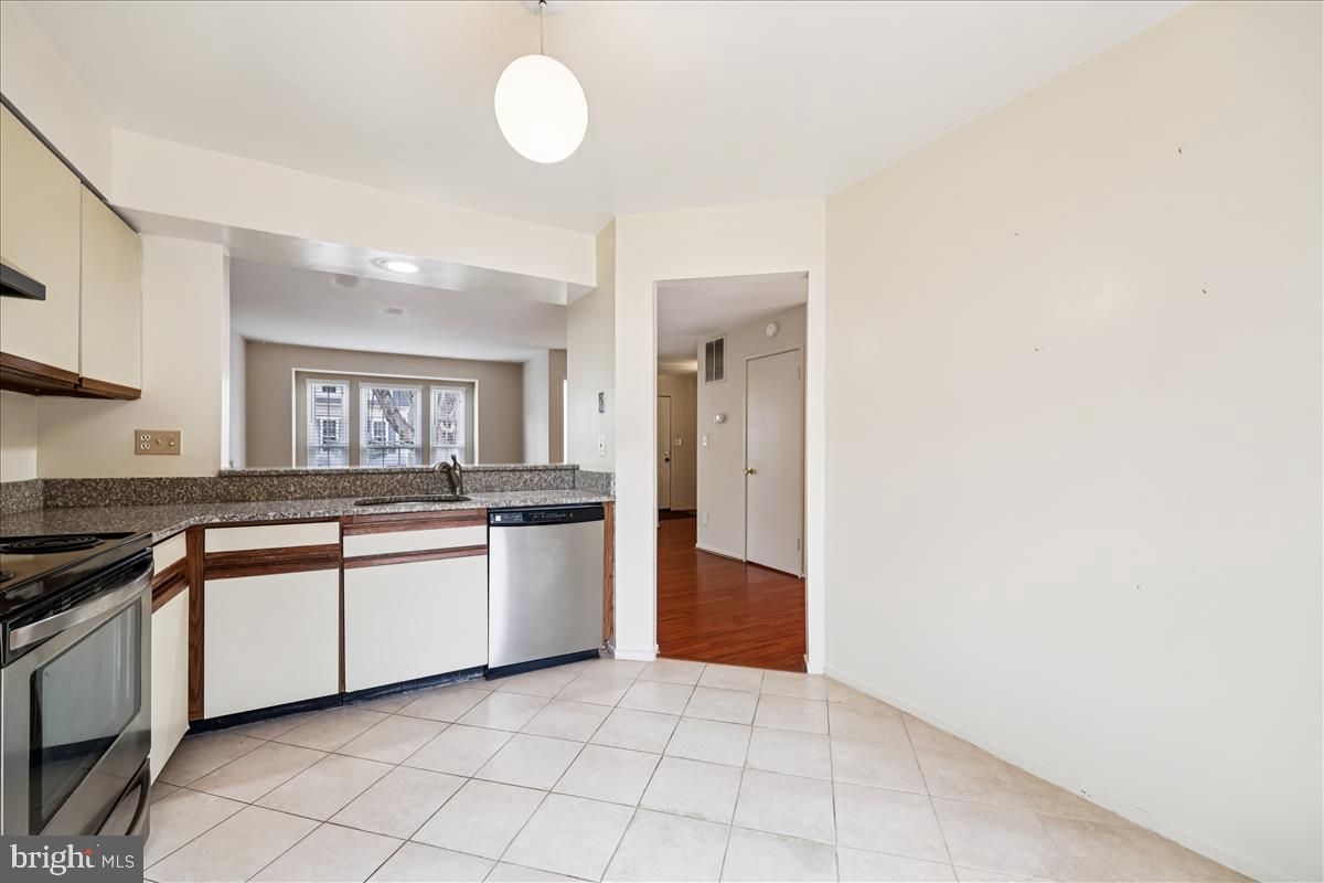 20713 BOUNTYFIELD COURT