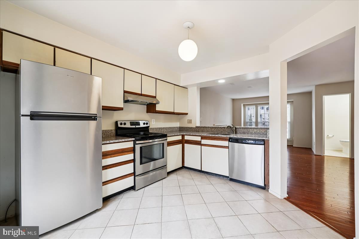 20713 BOUNTYFIELD COURT