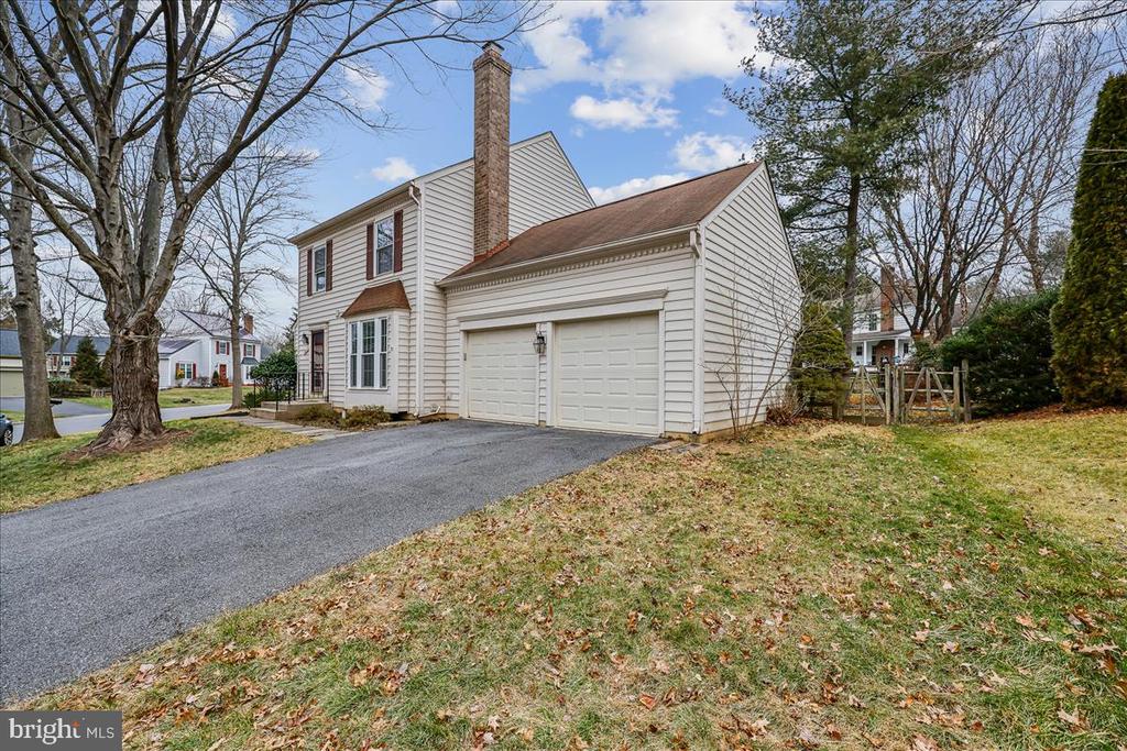 20713 BOUNTYFIELD COURT