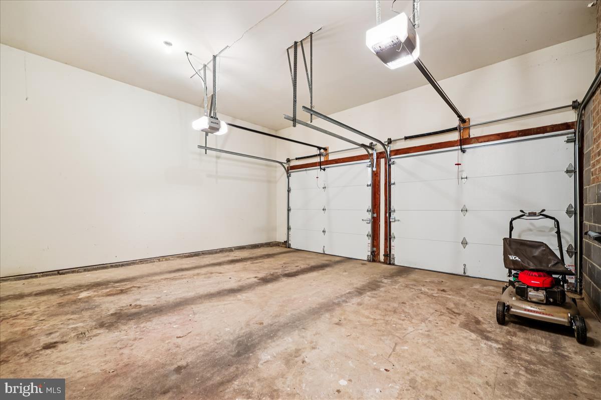 20713 BOUNTYFIELD COURT