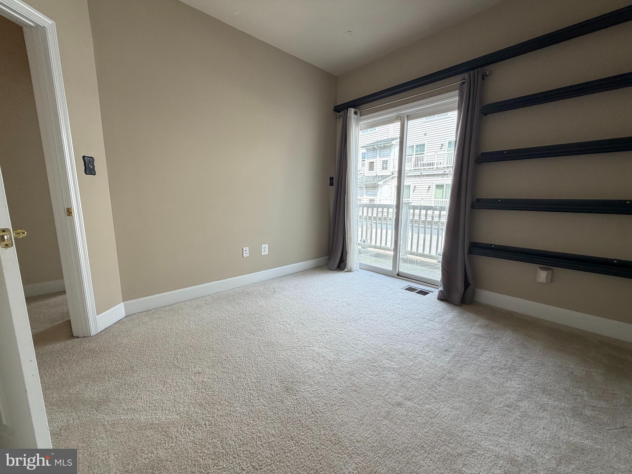 19461 DOVER CLIFFS CIRCLE 19461