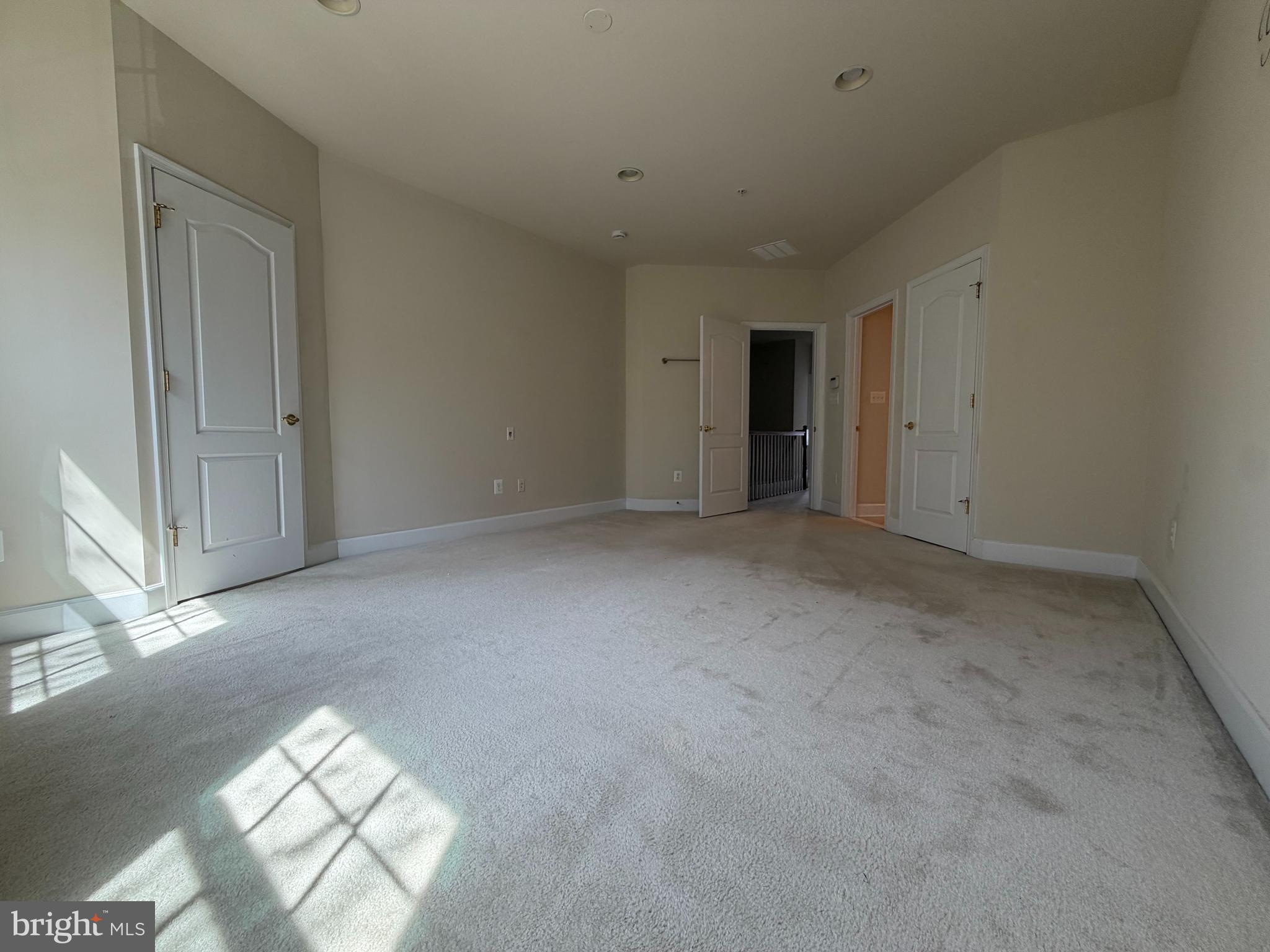 19461 DOVER CLIFFS CIRCLE 19461